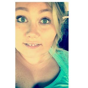 Meet your Posher, Bri